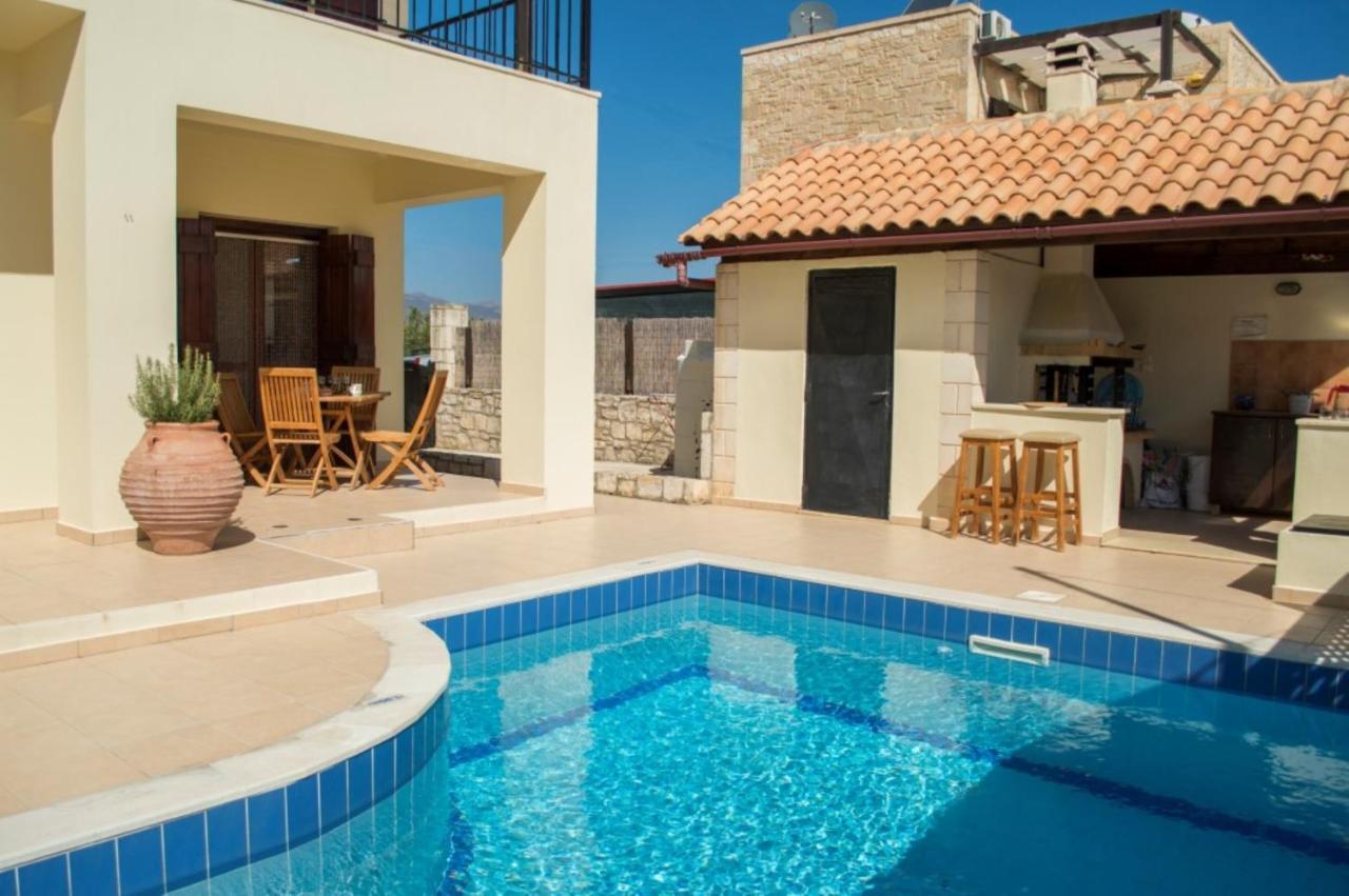 Villa Darmarohori Homeleader Exteriör bild