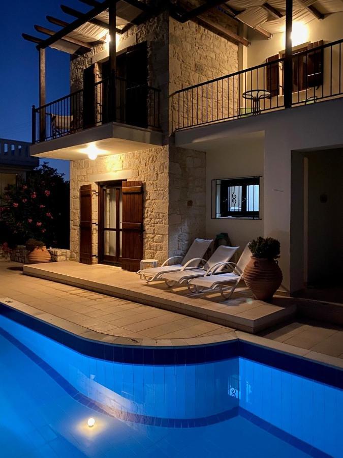 Villa Darmarohori Homeleader Exteriör bild